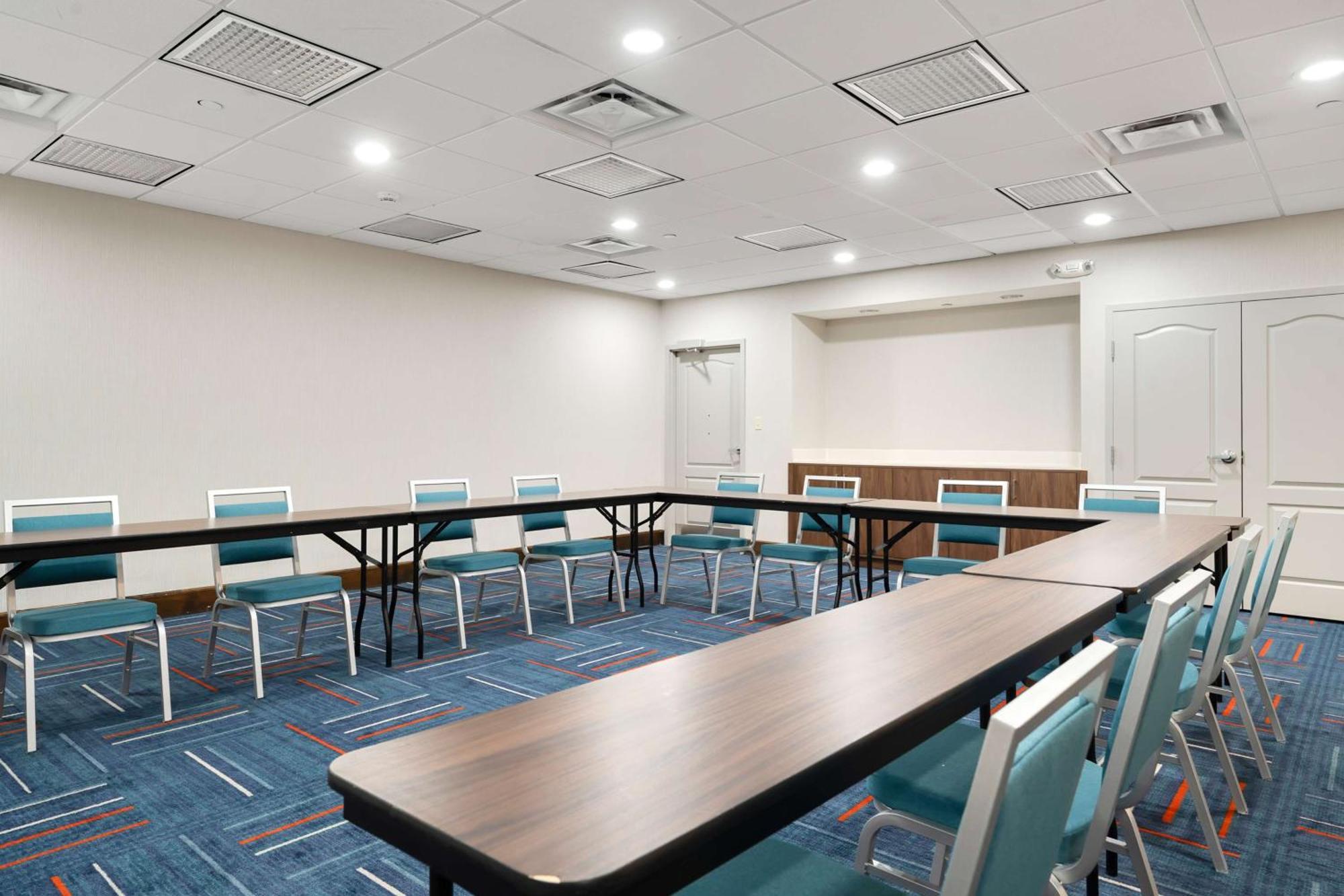 Hampton Inn Milford Exterior foto