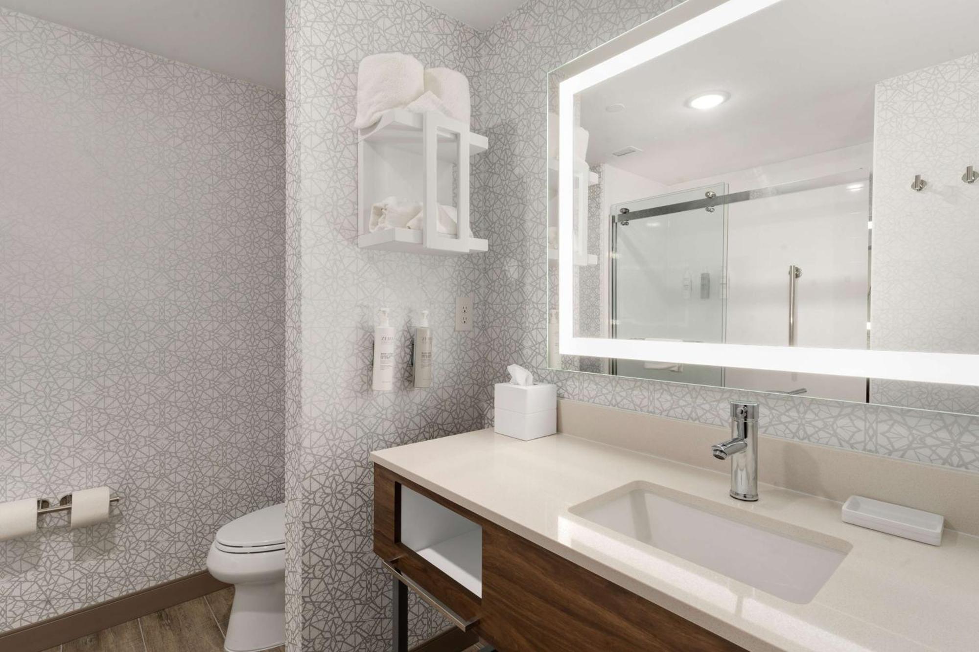 Hampton Inn Milford Exterior foto